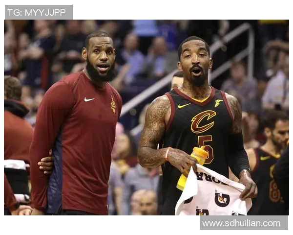 JR史密斯与汤普森的对决谁能在NBA赛场上笑到最后