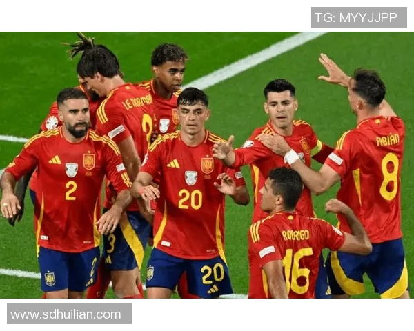 U21西班牙队与塞尔维亚队激战正酣争夺欧洲青年足球冠军荣耀