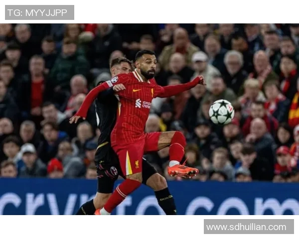 利物浦与巴萨激战回顾球迷热议经典对决与战术较量