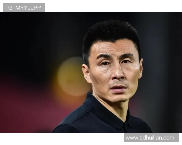 李玮峰：从绿茵场上的传奇球员到足球教练的华丽转身与未来展望