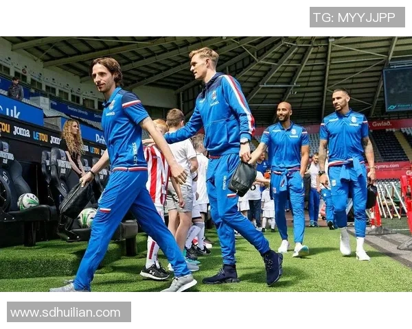 墨尔本胜利与蔚山现代激战正酣赛况回顾与精彩瞬间分析