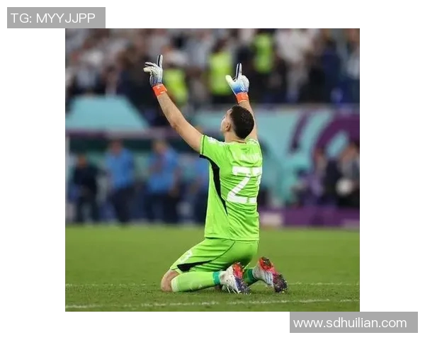 马丁内斯的传奇之路：从无名小卒到足球巨星的奋斗历程