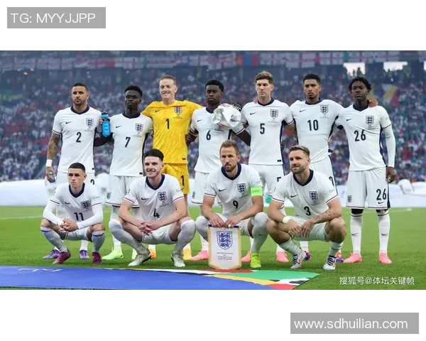 英国队与世界队阵容对比分析谁将赢得这场精彩对决 英国队与世界队阵容对比分析谁将赢得这场精彩对决